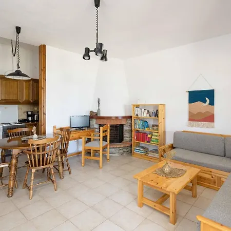Melo Pearl, Beachfront House In #feelslikehome Nikiti (Sithonia)